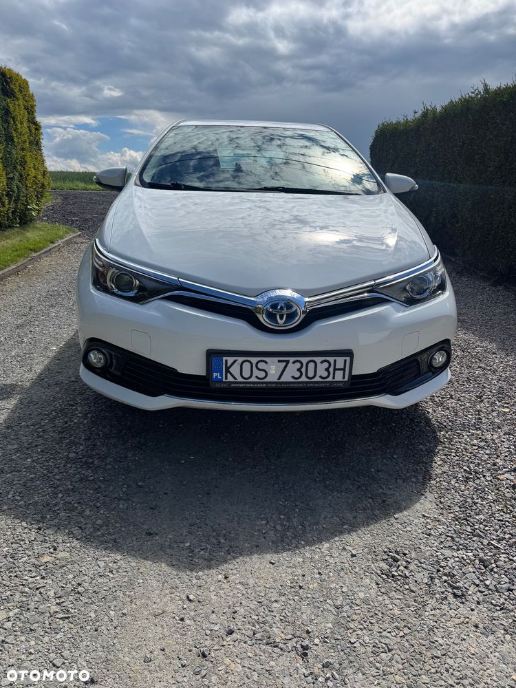 Toyota Auris - 1
