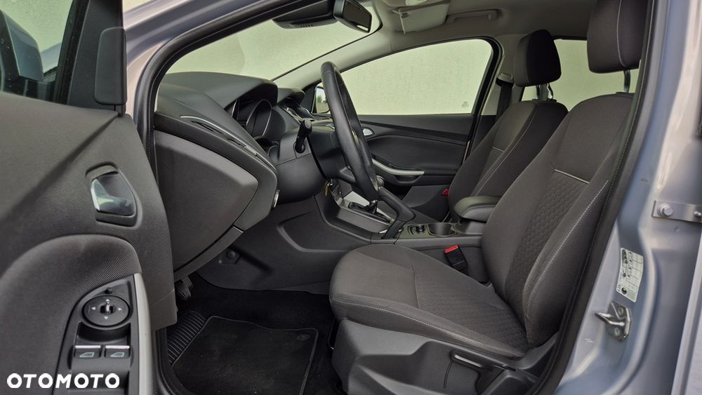 Ford Focus 1.0 EcoBoost Titanium - 29