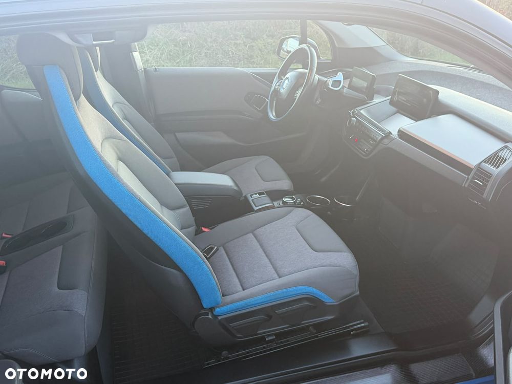BMW i3 (60 Ah) - 13