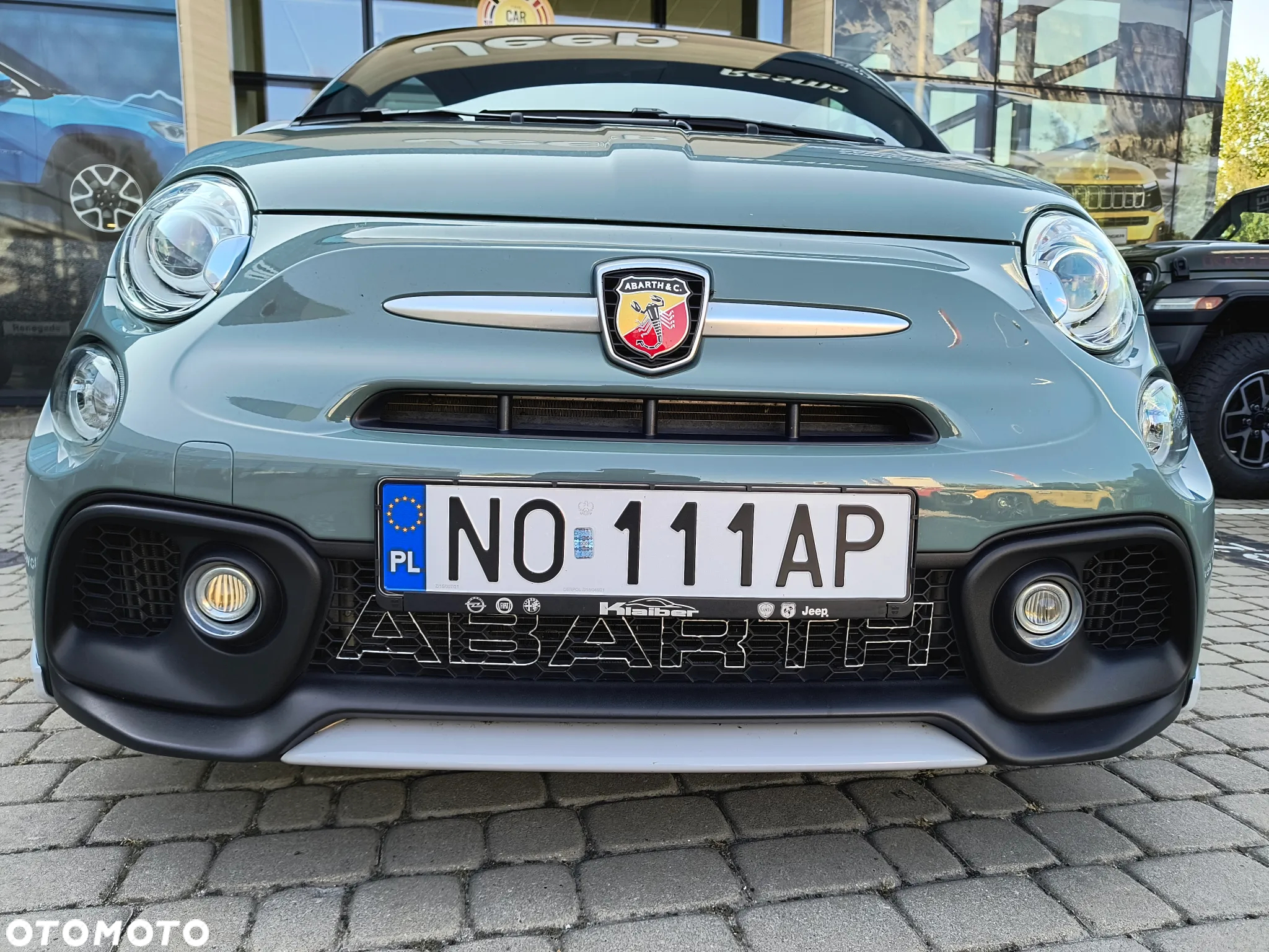 Abarth 500 595 1.4 T-Jet 16v 70th Anniversario - 10