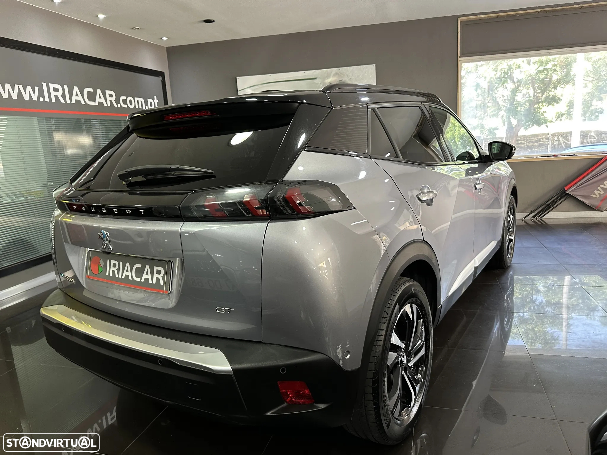 Peugeot e-2008 50 kWh GT Pack - 13