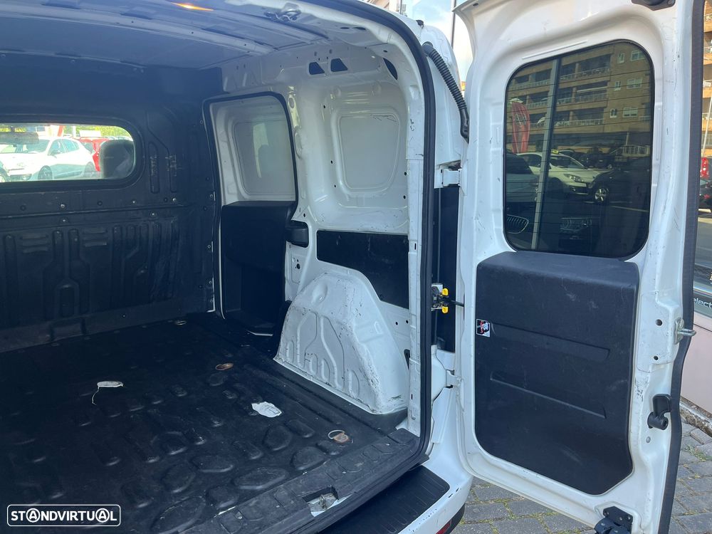 Opel Combo 1.6 CDTI  AC - 22