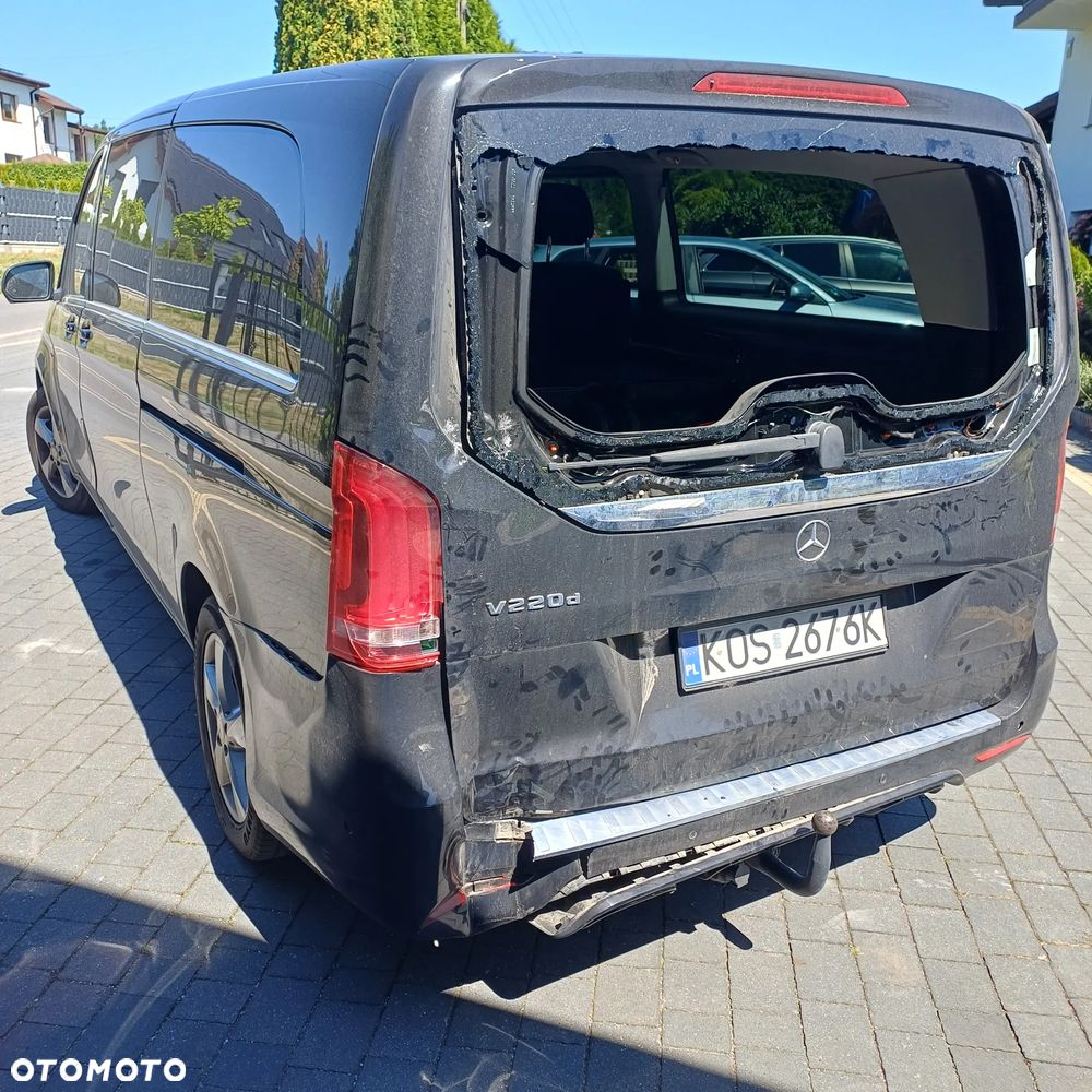 Mercedes-Benz Klasa V 220 (BlueTEC) d extralang 7G-TRONIC Avantgarde - 11