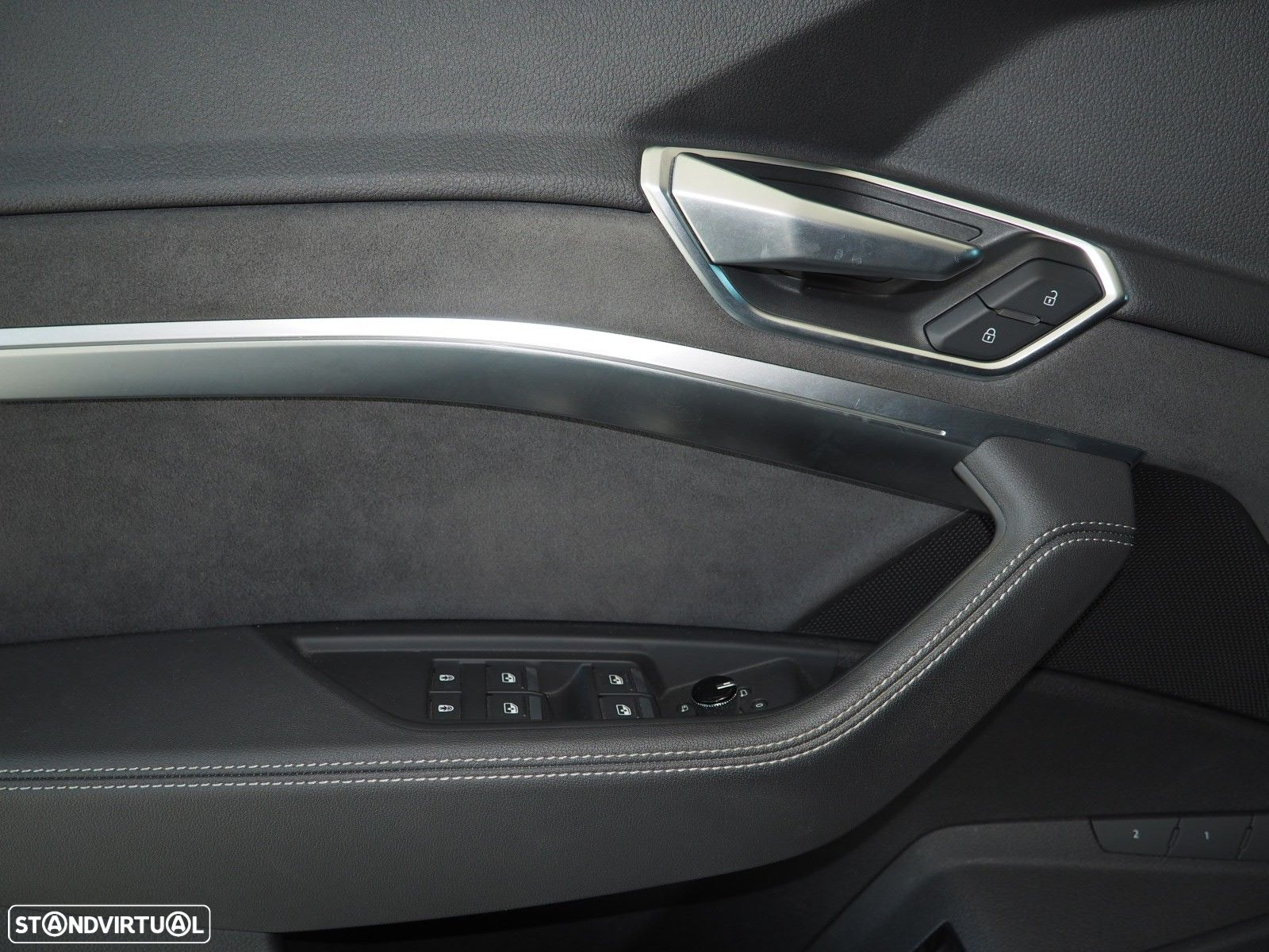 Audi e-tron 50 quattro S line - 9
