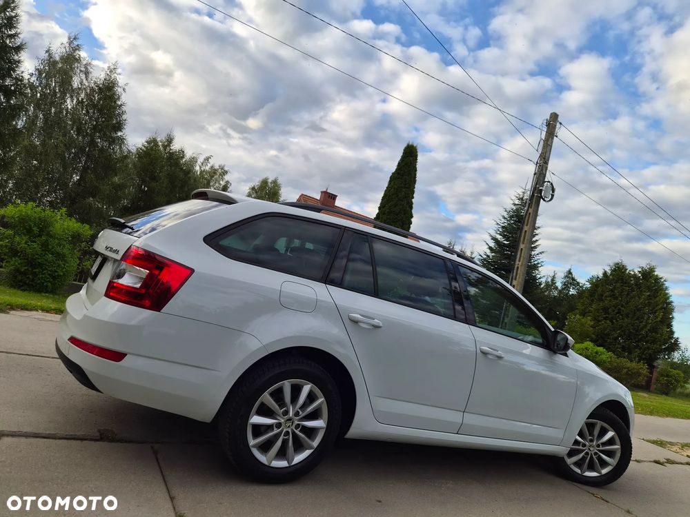 Skoda Octavia 1.4 TSI DSG Ambition - 6