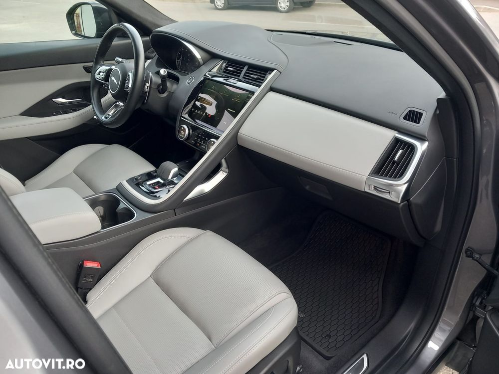 Jaguar E-Pace D165 AWD R-Dynamic - 7