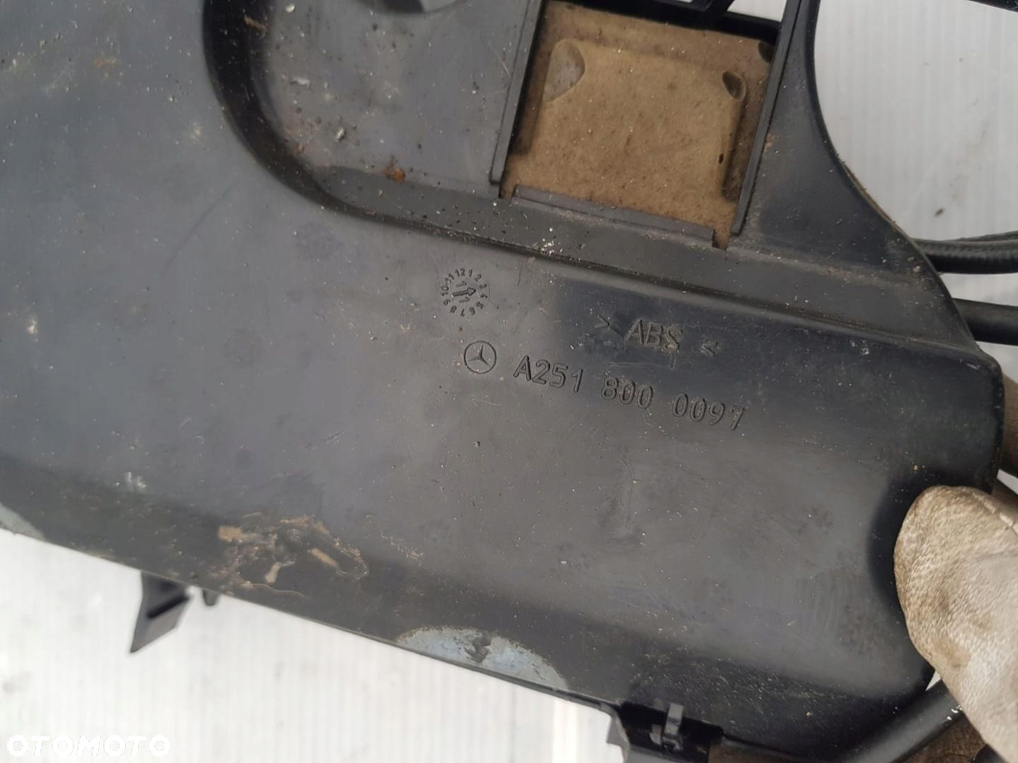 MERCEDES W 164 SIŁOWNIK POMPA KLAPY TYŁ A2518000097 - 6