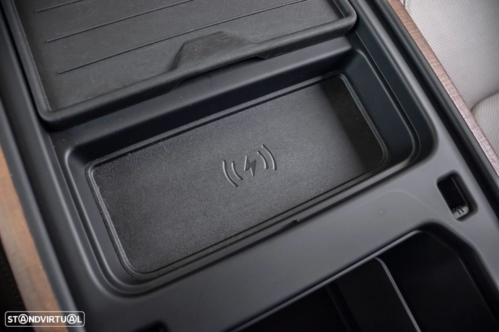 Land Rover Defender 3.0 I6 90 AWD SE - 35