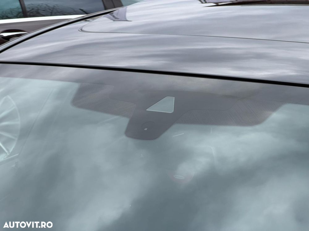 BMW Seria 5 520d Aut. M Sport Edition - 29