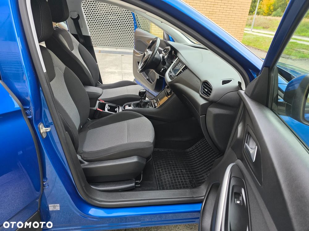 Opel Grandland X 1.2 T Enjoy S&S - 12