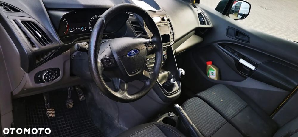 Ford Tourneo Connect - 12