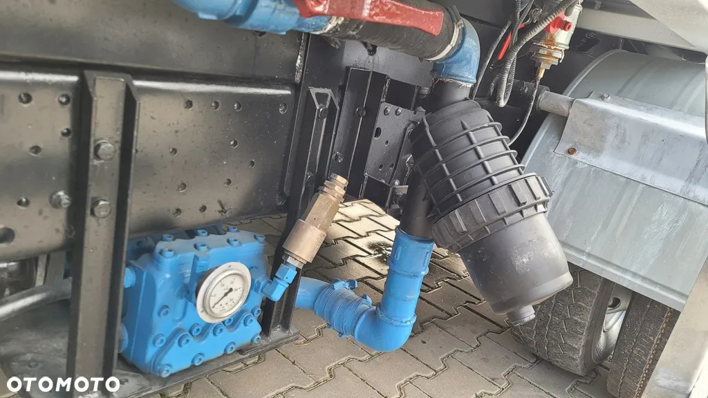 Isuzu MYJKA DO POJEMNIKÓW - 16