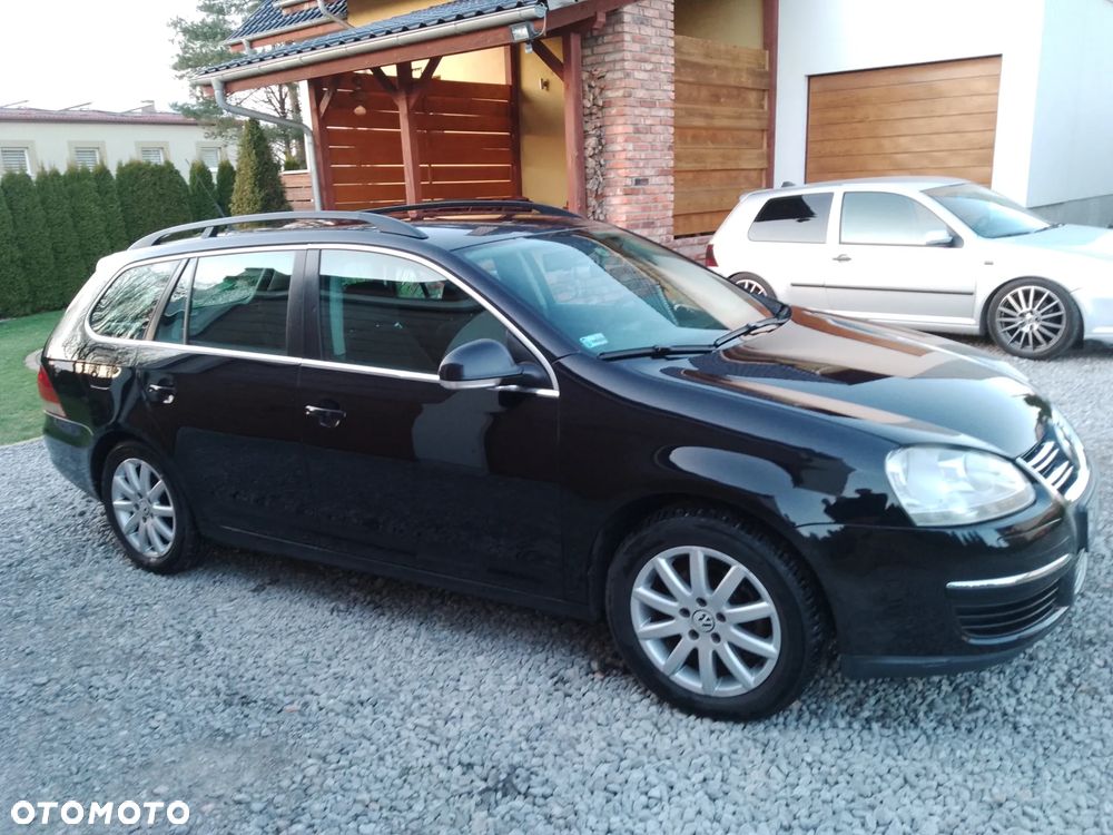 Volkswagen Golf - 5