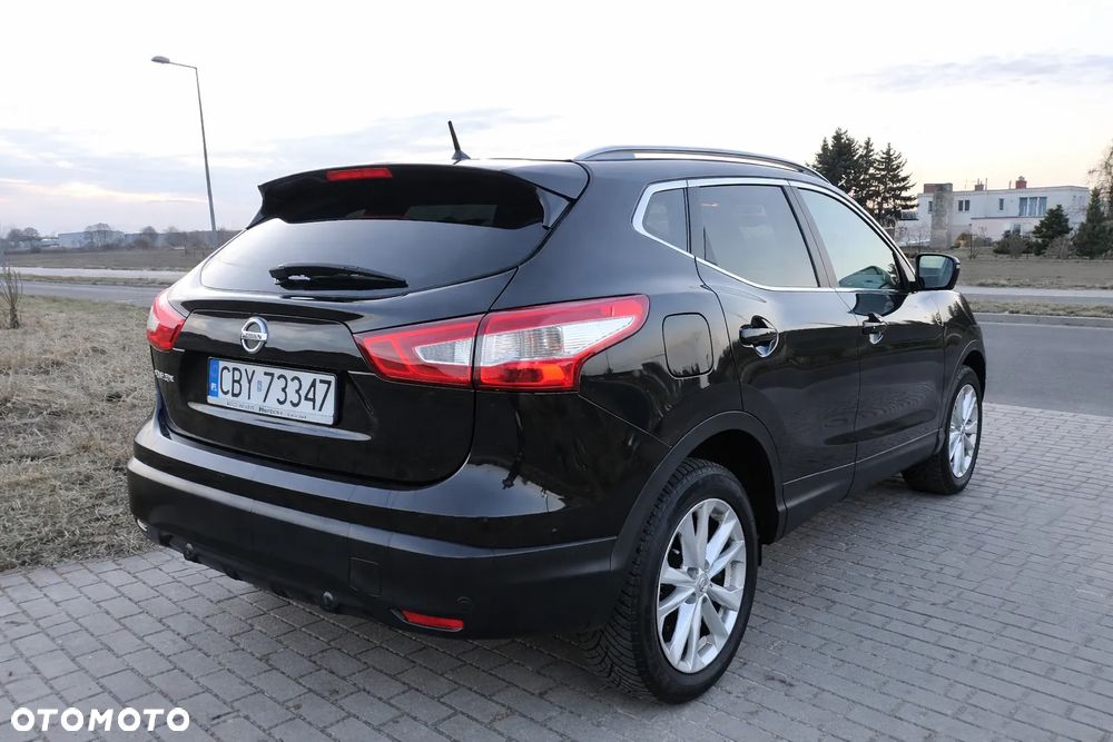 Nissan Qashqai 1.6 DIG-T Tekna - 4