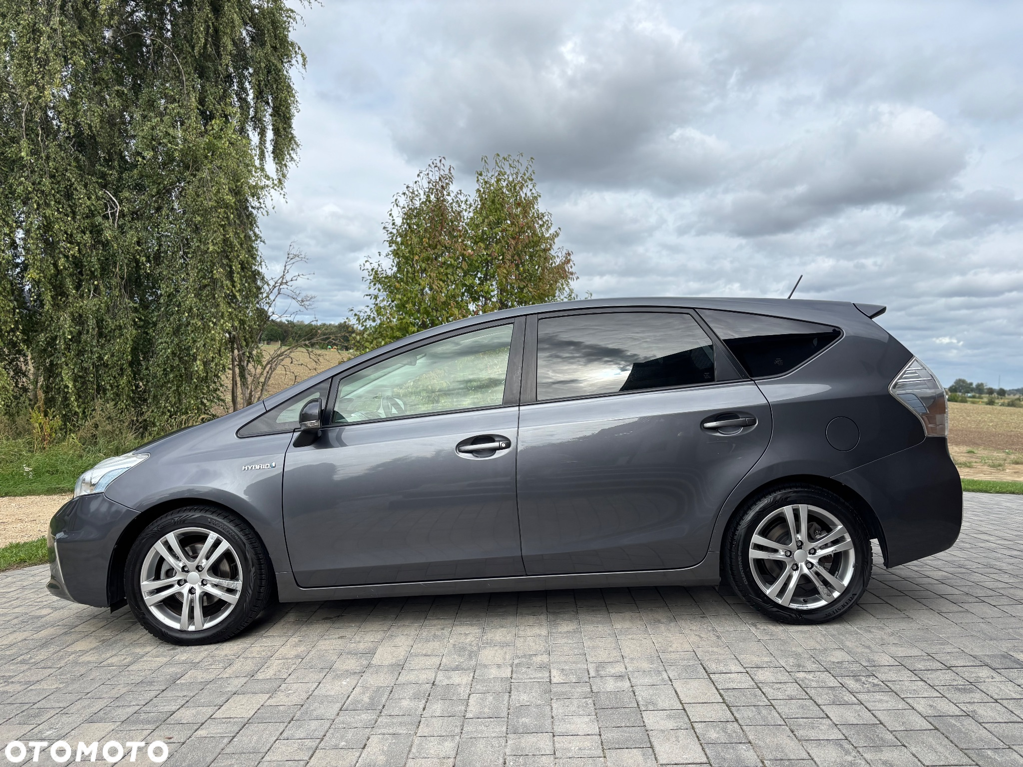 Toyota Prius+ (Hybrid) Life - 6