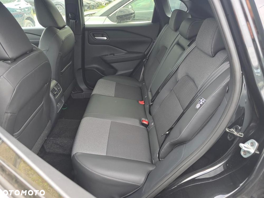 Nissan Qashqai 1.3 DIG-T mHEV N-Connecta Xtronic - 8