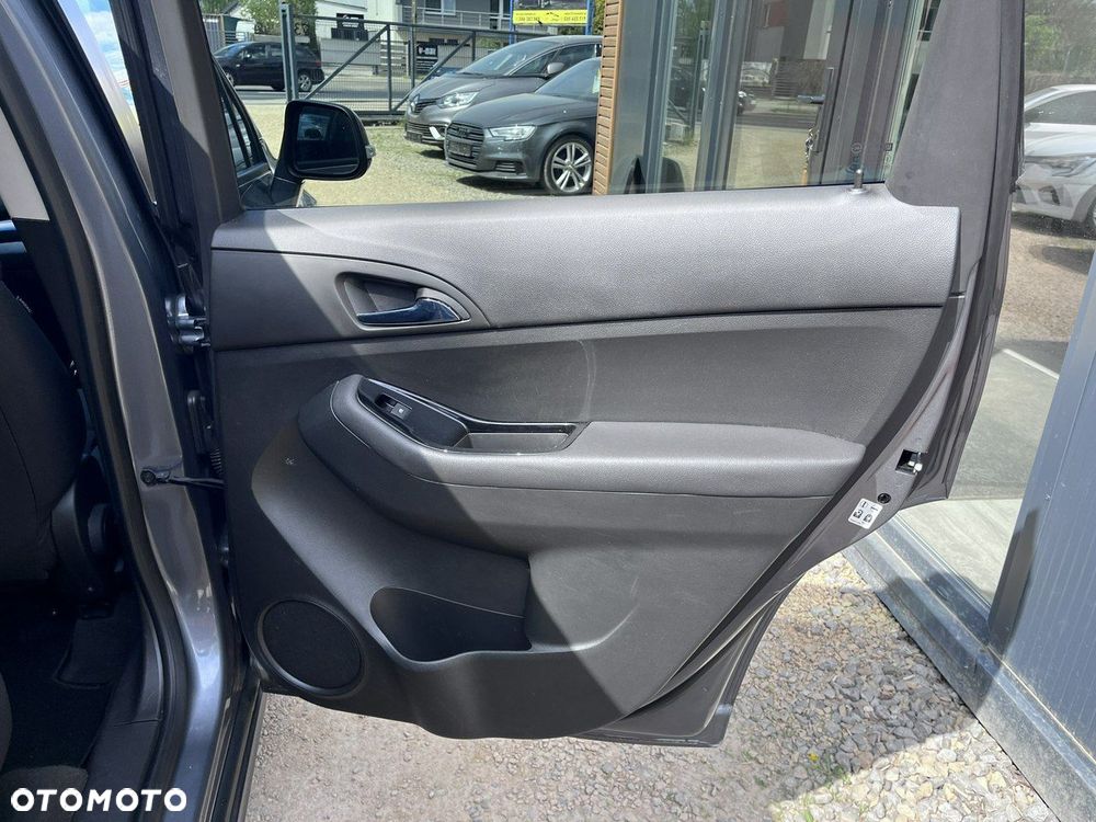 Chevrolet Orlando - 22