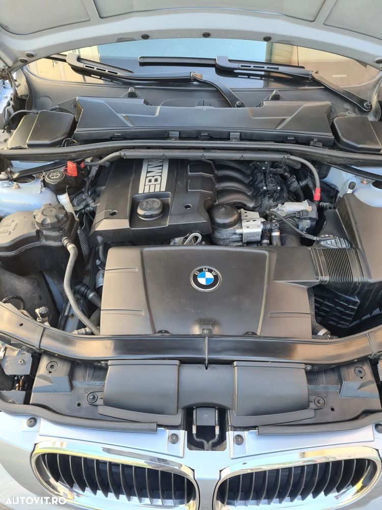 BMW Seria 3 318i - 8