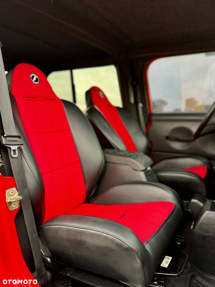 Jeep Wrangler - 30