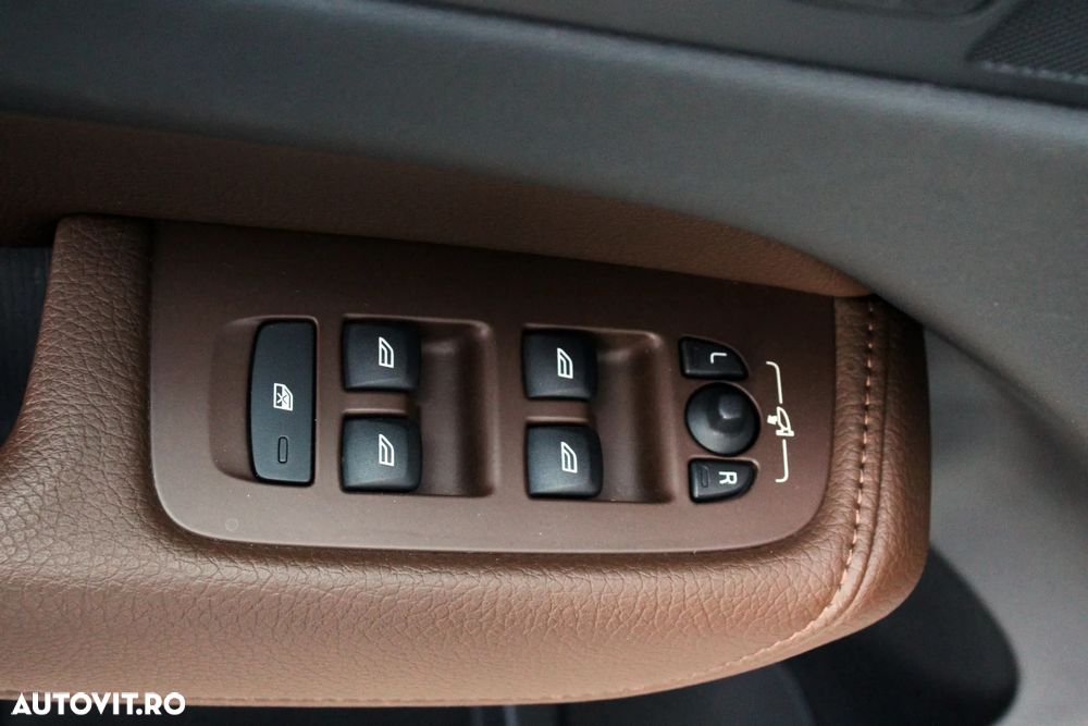 Volvo XC 60 B5 D AWD Geartronic Inscription - 13