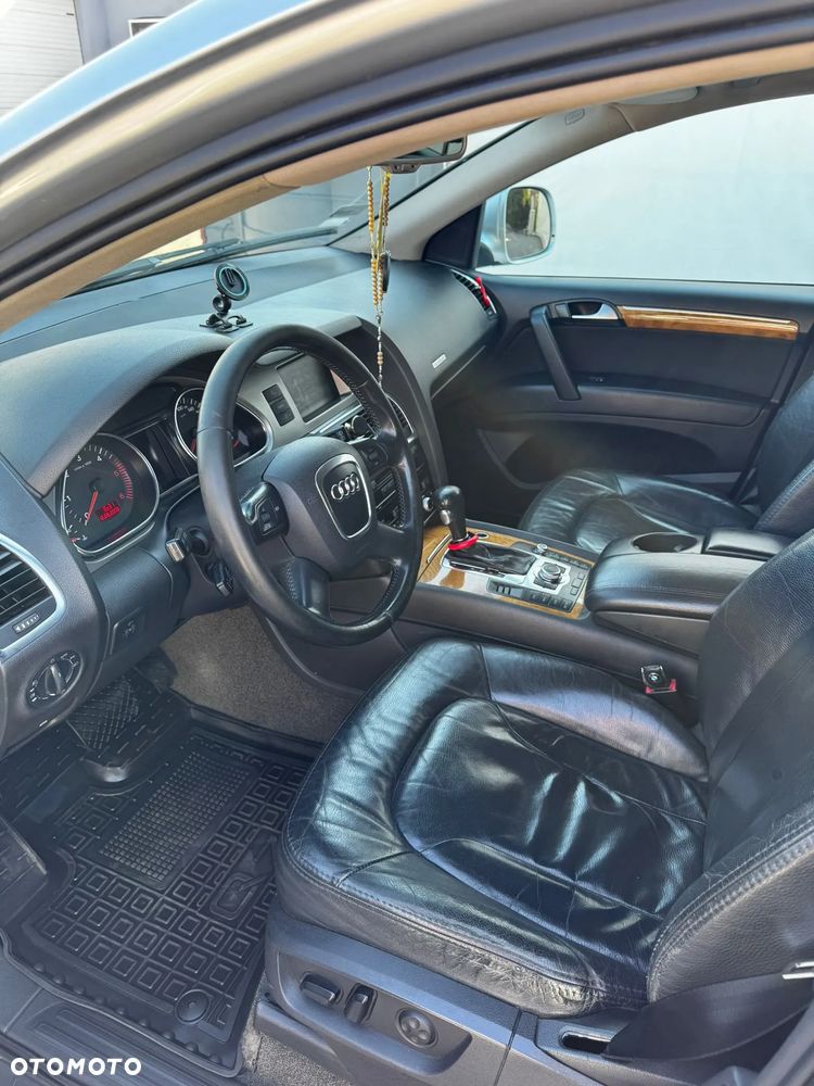 Audi Q7 3.0 TDI Quattro Tiptronic - 6