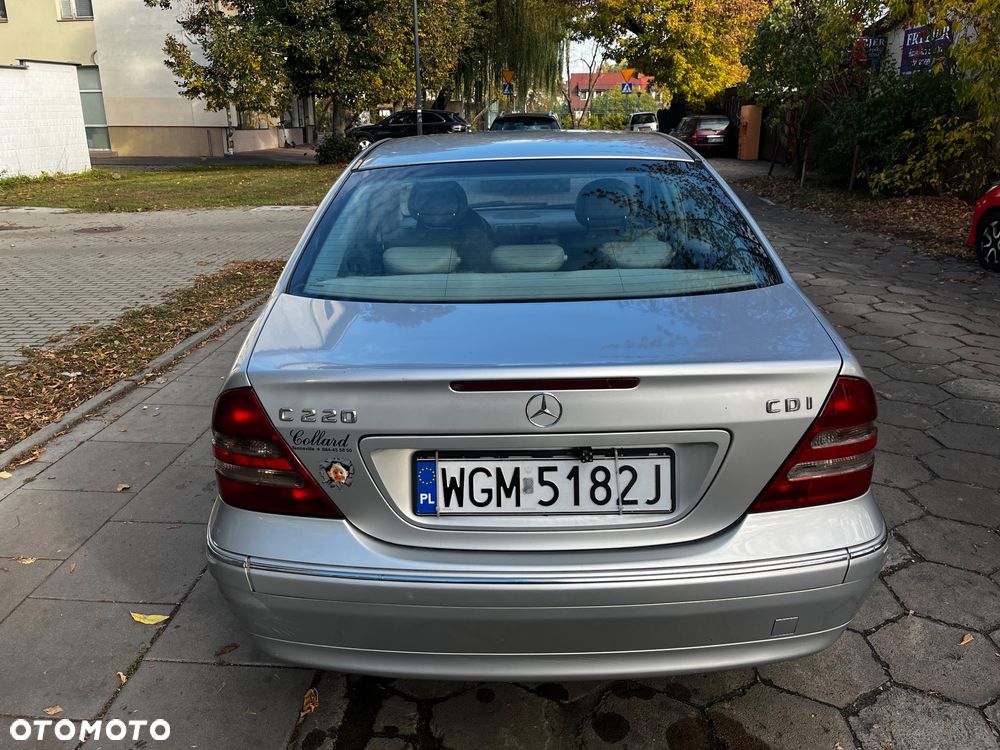 Mercedes-Benz Klasa C 200 CDI - 4