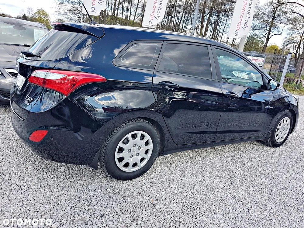 Hyundai i30 i30cw 1.6 Trend - 30