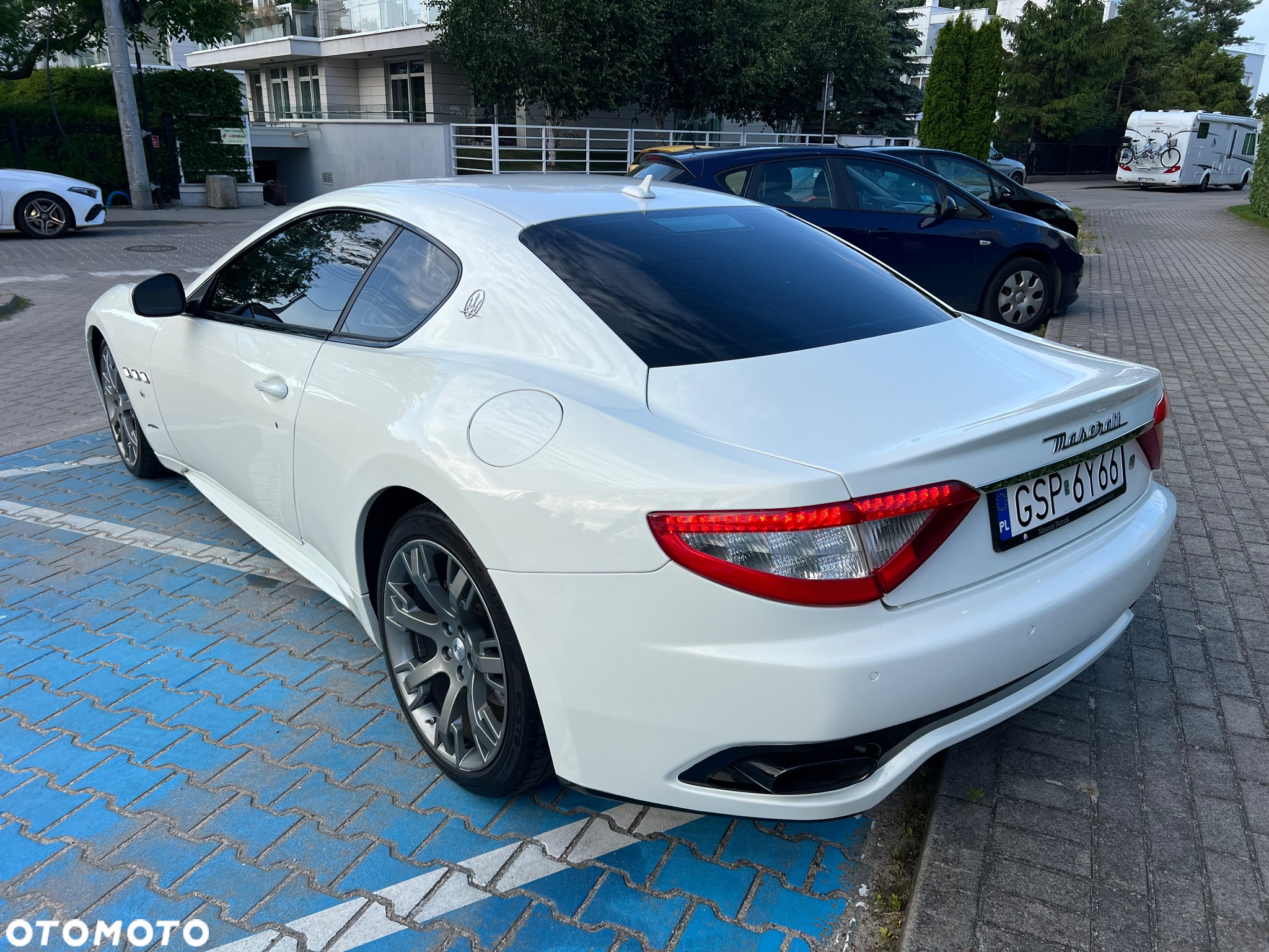 Maserati GranTurismo S Automatik - 4