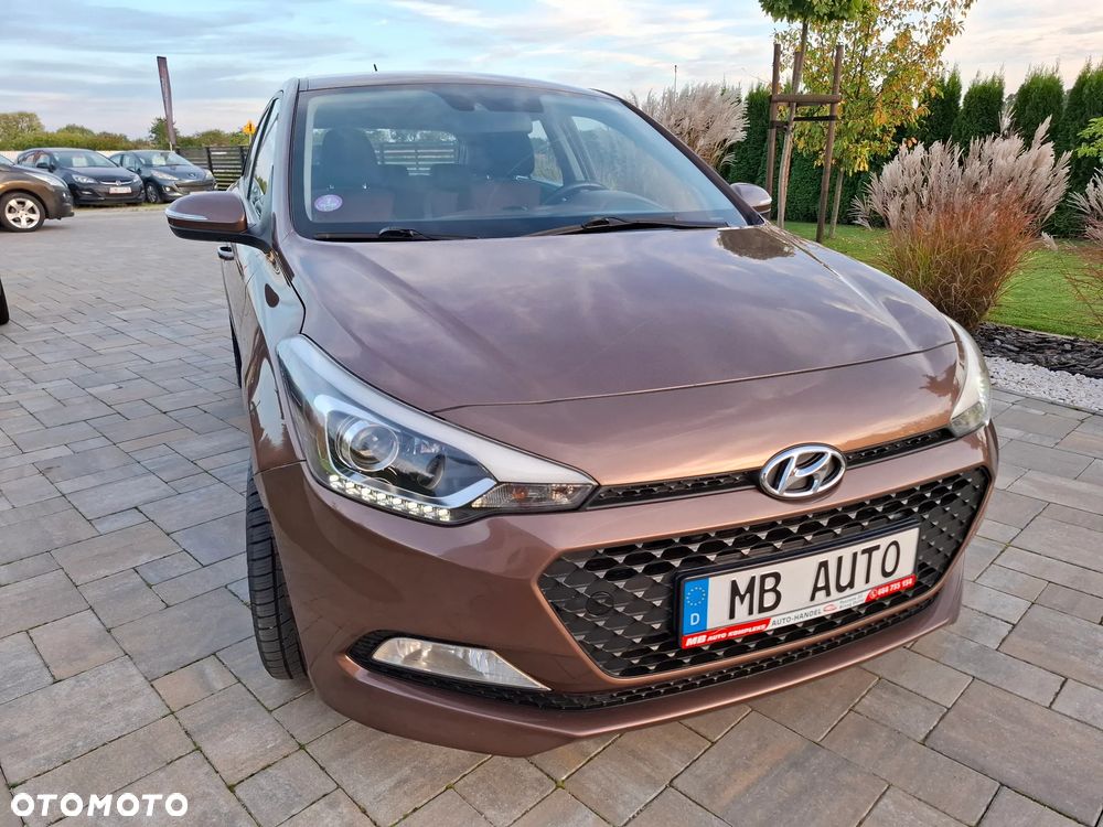 Hyundai i20 1.2 YES Gold - 31