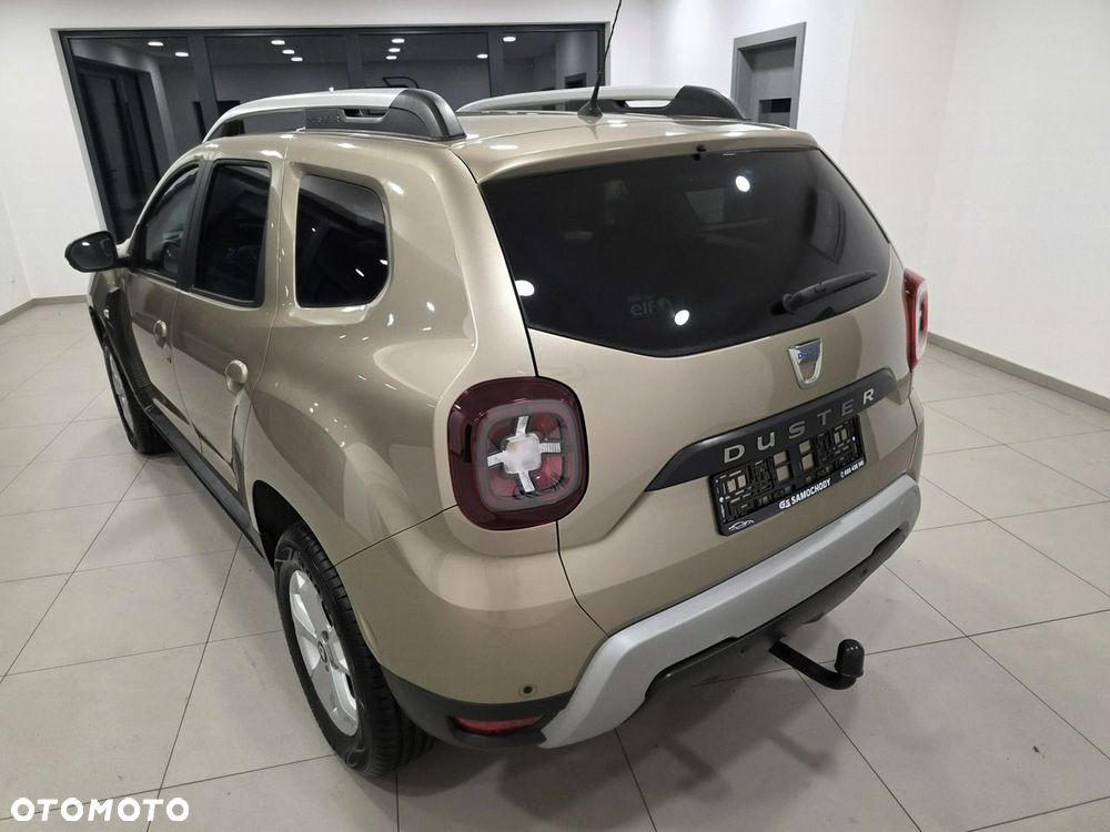 Dacia Duster 1.6 SCe Essential - 4