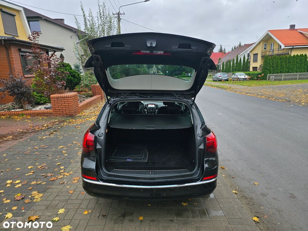 Opel Astra 1.6 D Start/Stop Sports Tourer 120 Jahre - 23