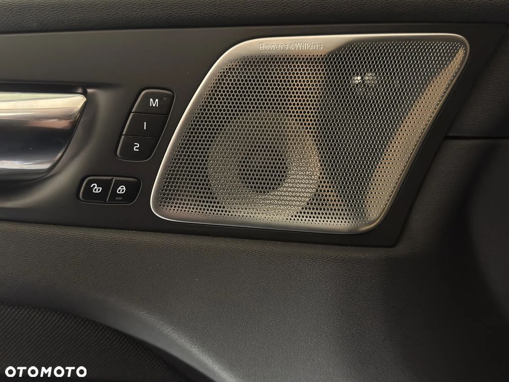 Volvo XC 60 B5 D AWD Geartronic RDesign - 16