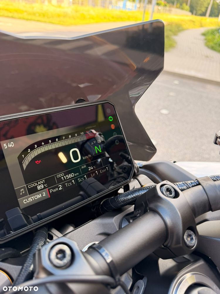 Yamaha MT - 12