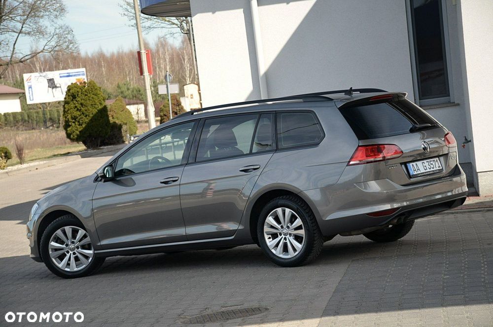 Volkswagen Golf - 14