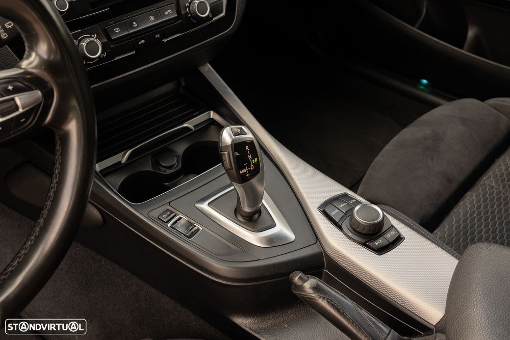 BMW 116 d Aut. M Sport - 12