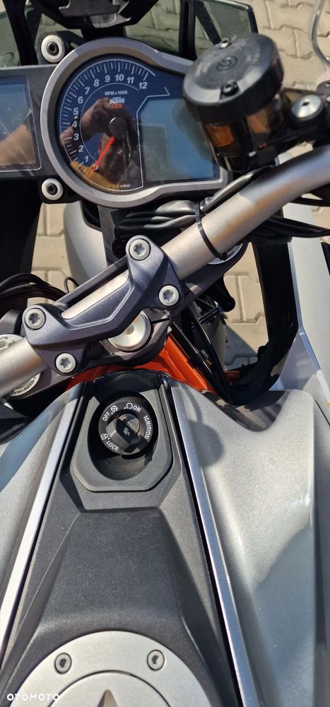 KTM Super Duke - 18