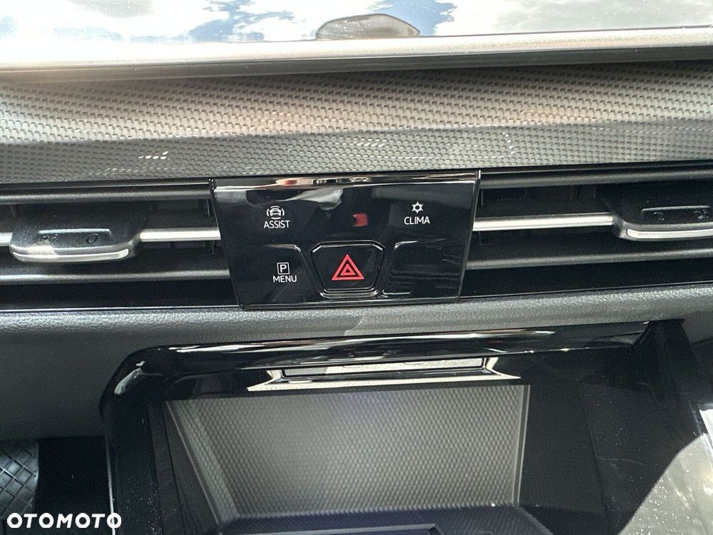 Volkswagen Golf Variant - 28