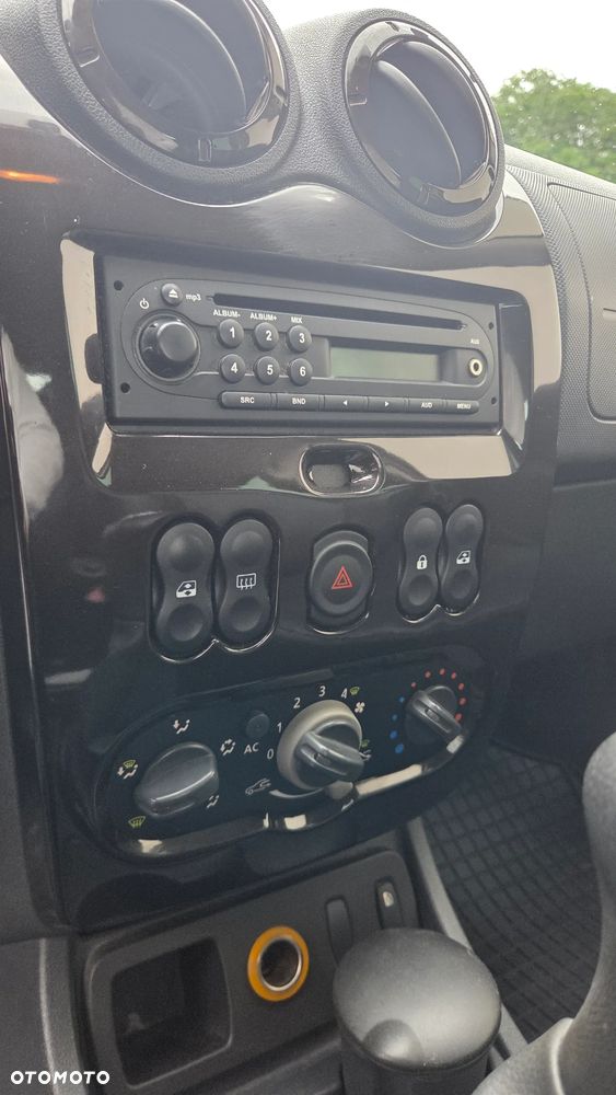 Dacia Duster 1.6 16V 4x2 Prestige - 18