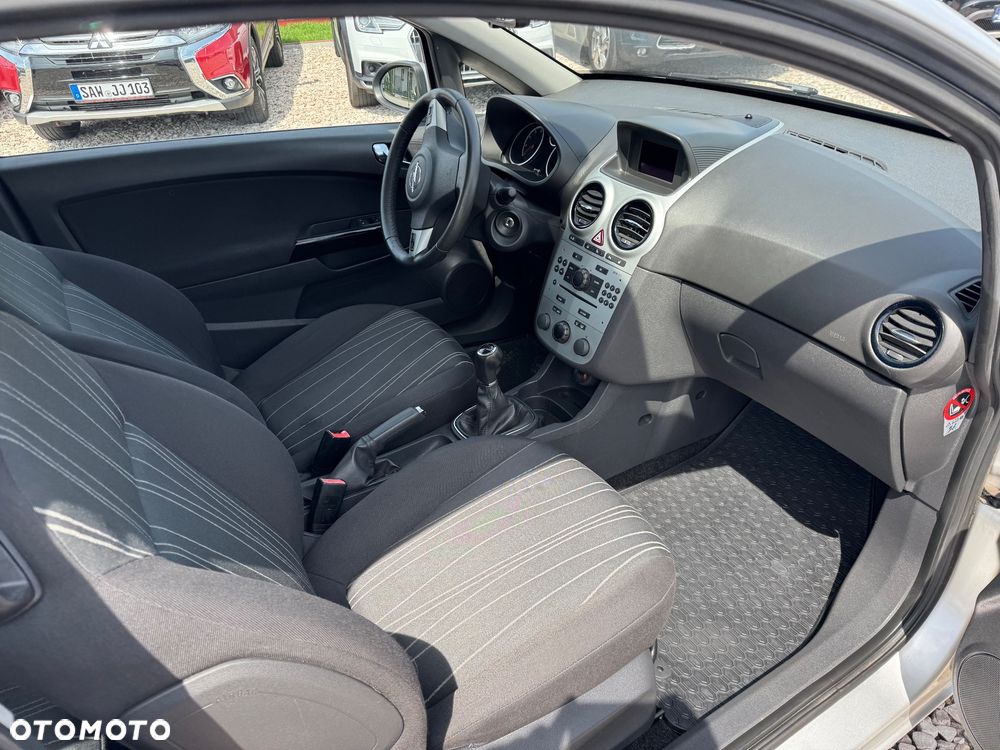 Opel Corsa - 10