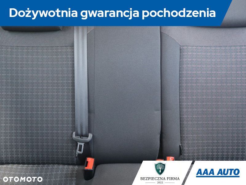 Volkswagen Polo - 12
