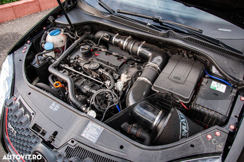 Volkswagen Golf - 10
