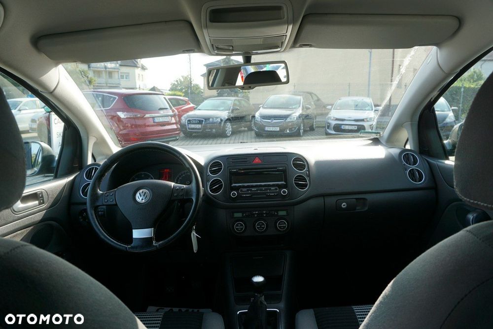 Volkswagen Golf Plus - 15