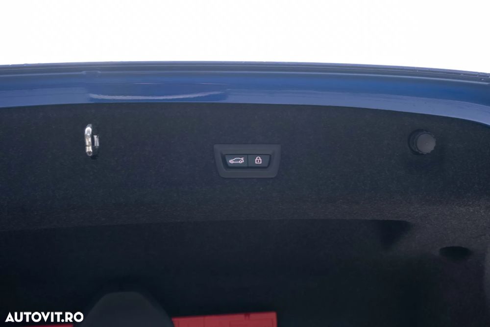 BMW Seria 3 330e xDrive AT PHEV - 17