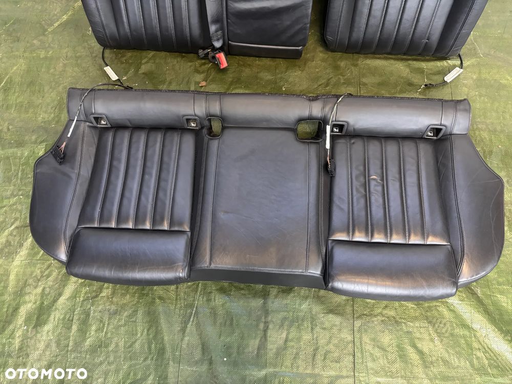 Skoda Superb 3 III 3V0 kanapa fotele tył skóra - 2