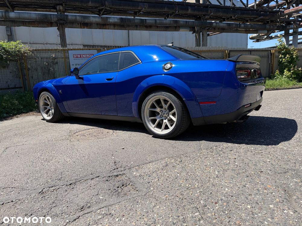 Dodge Challenger Automatik R/T Plus Scat Pack - 12