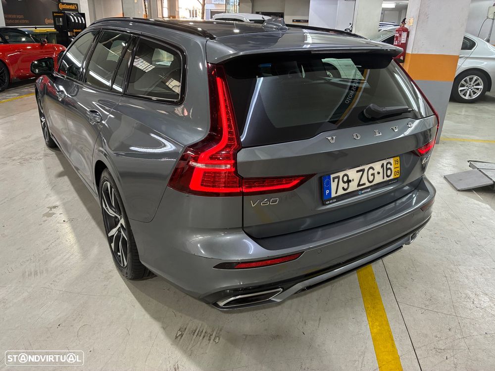 Volvo V60 2.0 D4 R-Design Geartronic — fotografia 7