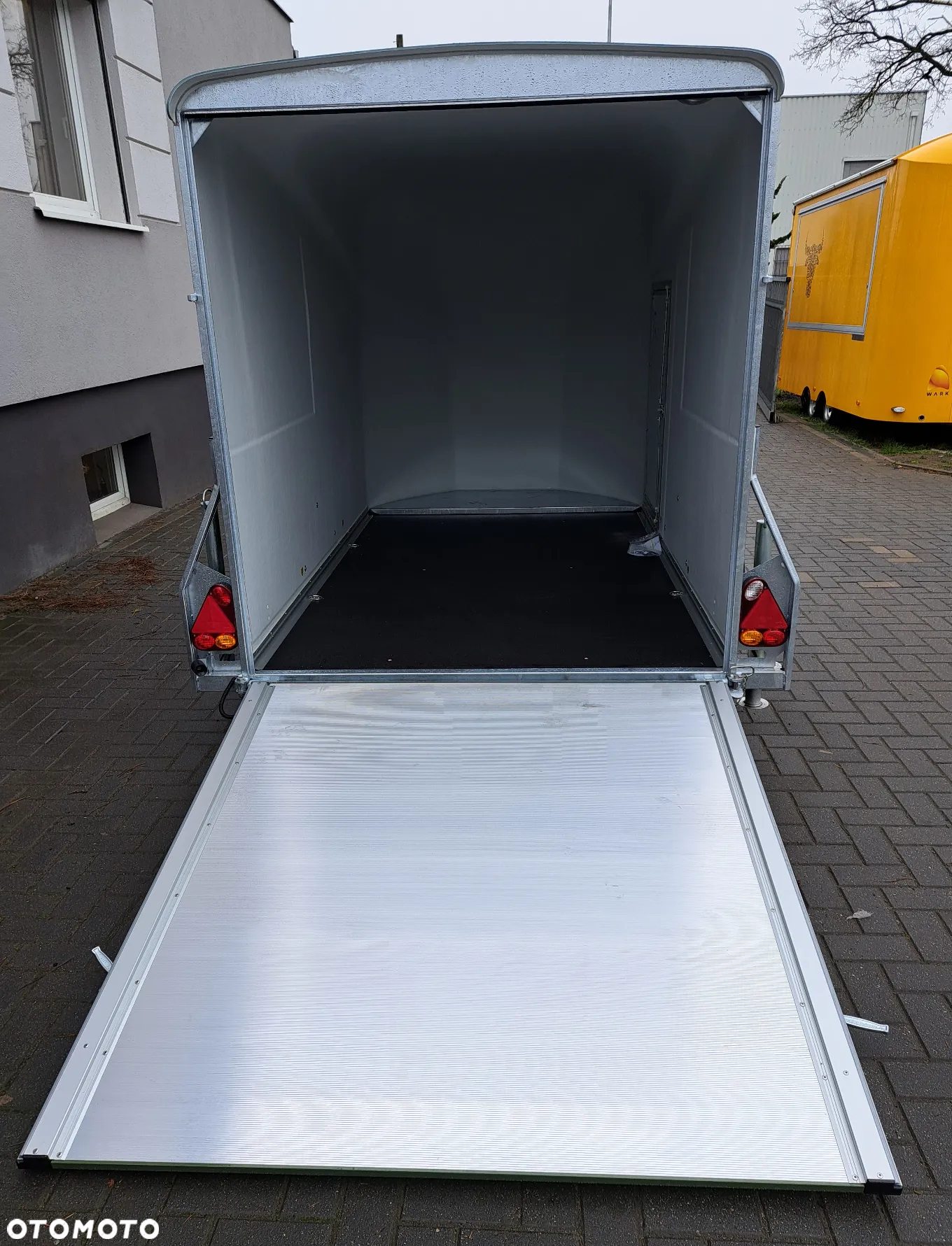 Debon CARGO FURGON, DMC 1300 KG - 4