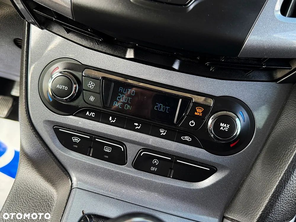 Ford Focus 1.6 TDCi DPF Titanium - 36