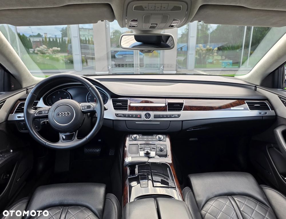 Audi A8 4.2 TDI DPF (clean diesel) quattro tiptronic - 23