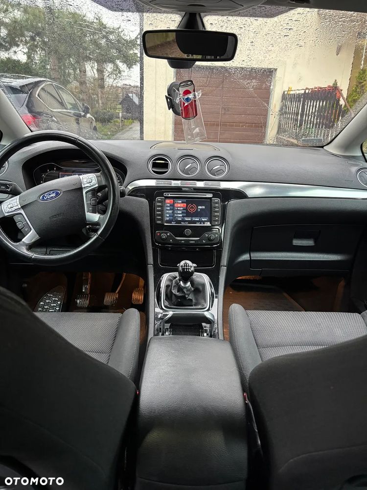Ford S-Max - 9
